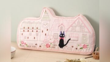 Studio-Ghibli-anime-merchandise-shop-Japan-My-Neighbour-Totoro-Bibs-Kikis-Delivery-Service-cushion-b.jpeg